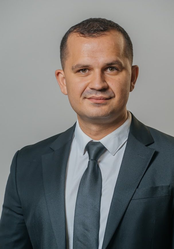 33 Oțel