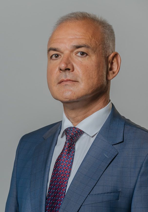 34 Crețu