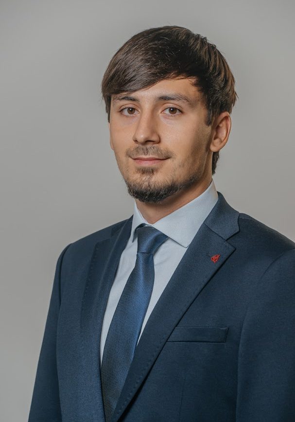 81 Școlinic